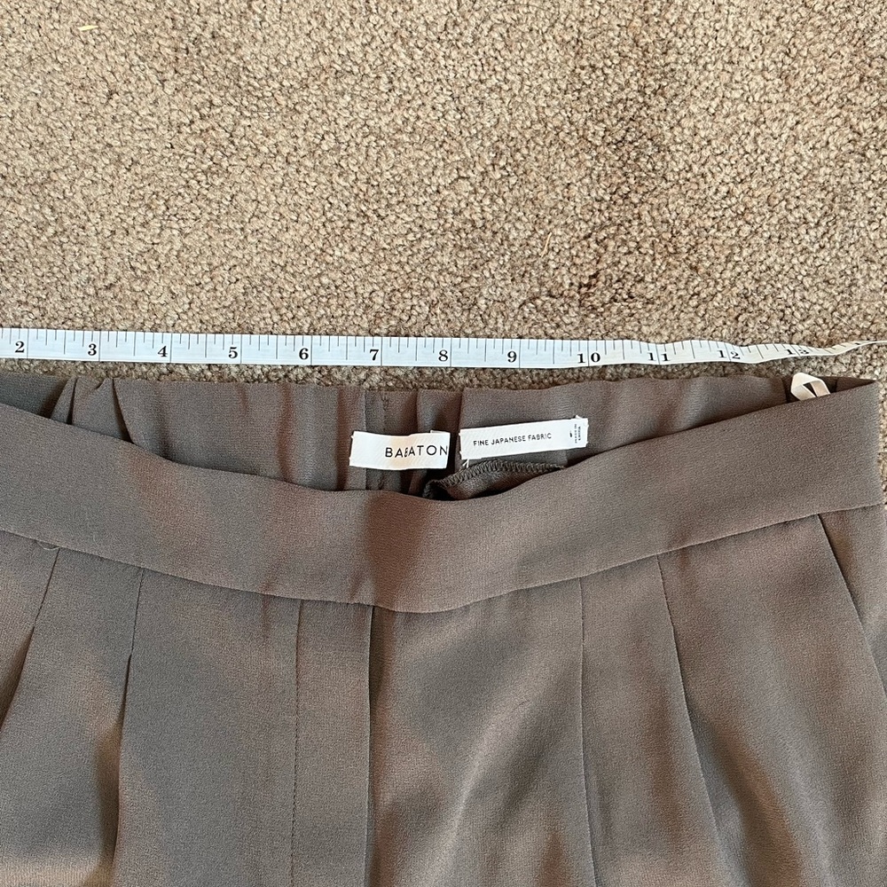 Aritzia Babaton Dress pants size 6
